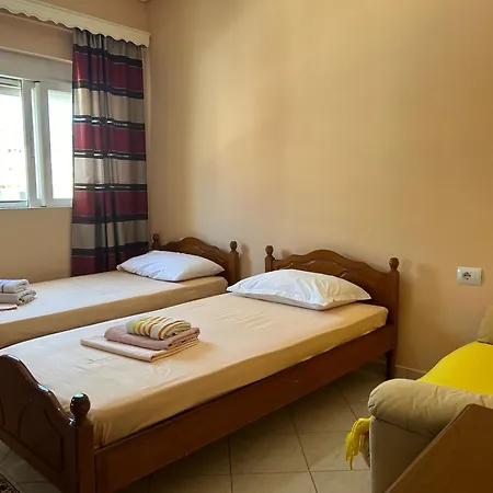 شقة Seaside Serenity Retreat ساراندا